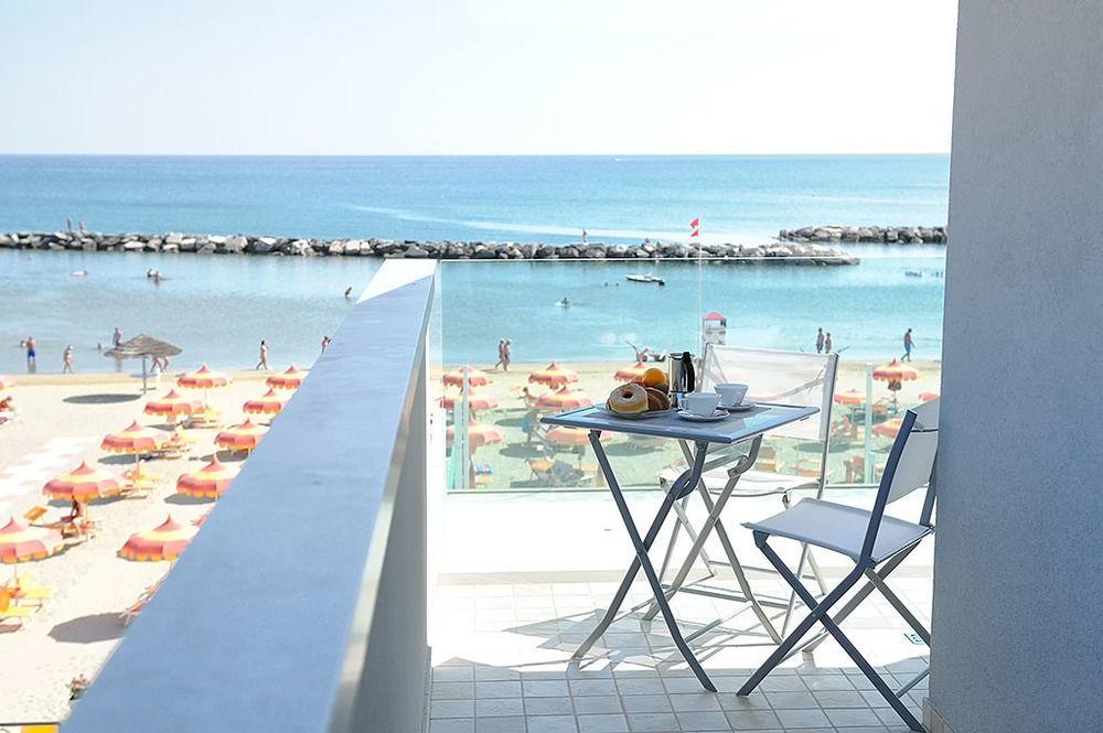 & Cavalluccio Marino Hotel Rimini